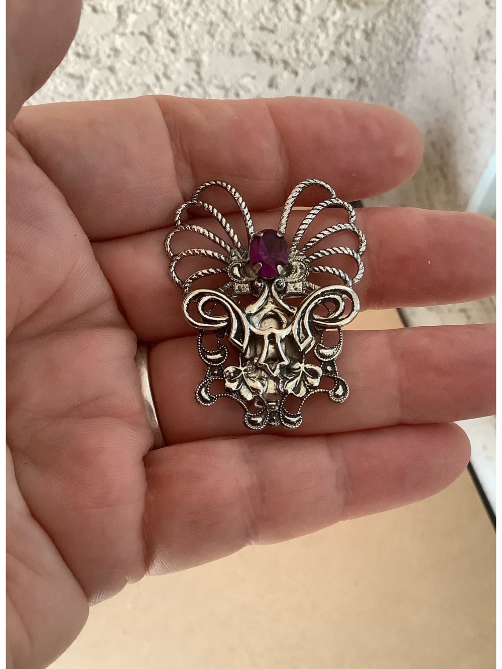 Vintage Jane Victorian Silver Tone Openwork Brooch with Oval purple crystal